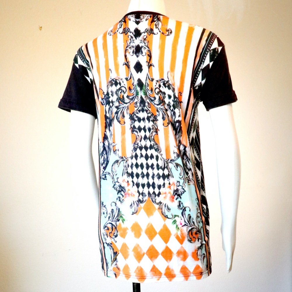 Balmain cotton v-neck short sleeve tee in harlequin print - Picture 4 of 11